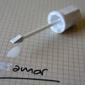 Miniatura de Desamor Con Tipex